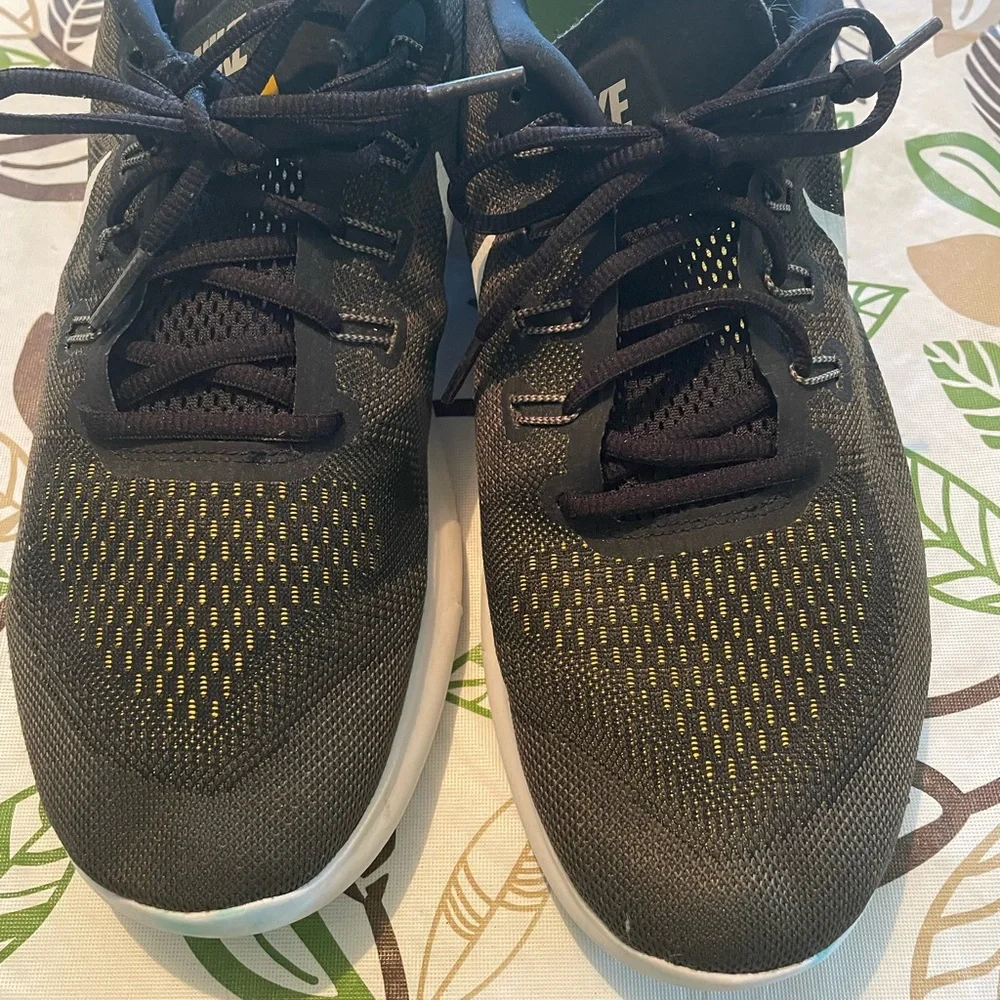 Men’s Nike Free RN2017 Black‎ Cargo Khaki Running Shoes, size 12